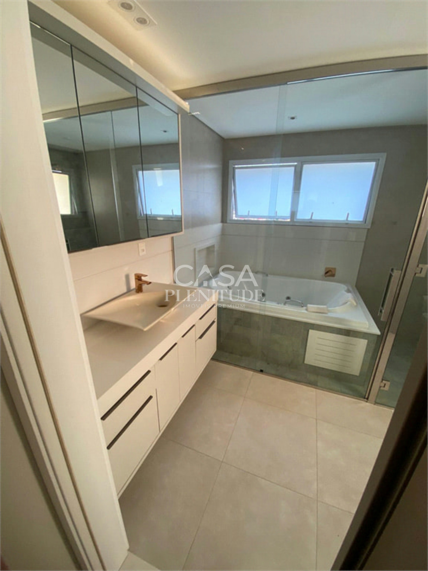 Apartamento à venda ou para alugar com 4 suítes em Parque Campolim, Sorocaba, SP