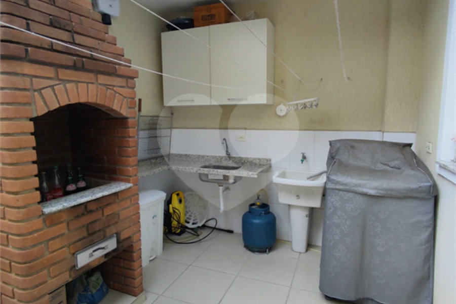 Sobrado à venda com 3 suítes em Vila Mazzei, São Paulo, SP
