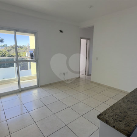 Apartamento para alugar com 3 quartos, sendo 1 suíte, em Jardim Sevilha, Indaiatuba, SP