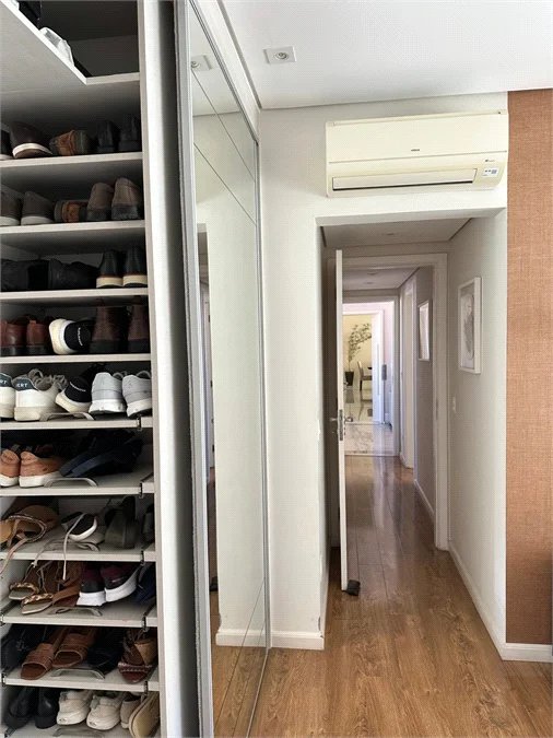 Apartamento à venda com 3 suítes em Vila Suzana, São Paulo, SP