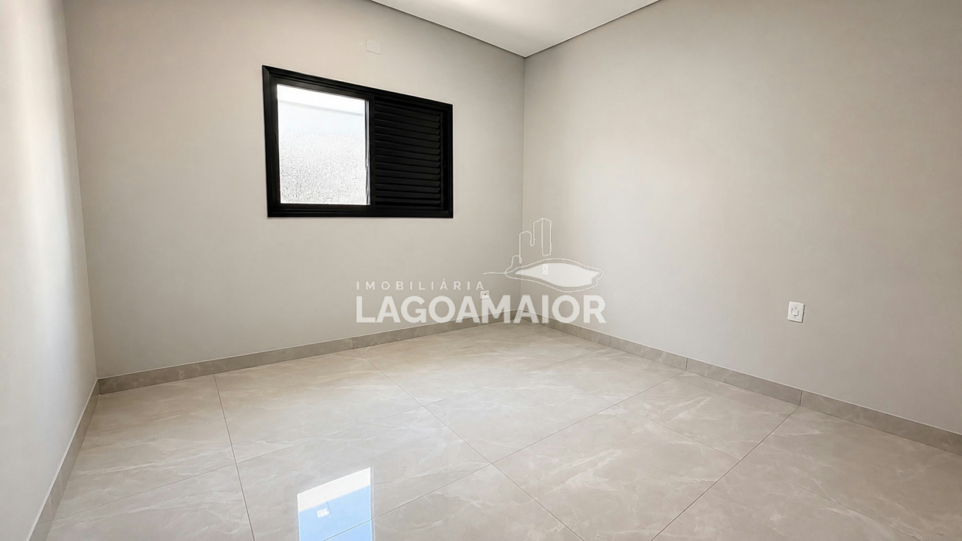 Casa à venda com 3 quartos no condomínio Residencial Costa Leste, Três Lagoas - MS