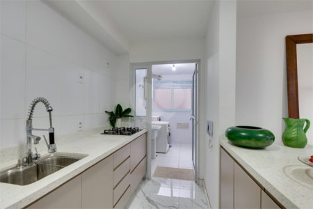 Apartamento à venda com 2 suítes em Santo Amaro, São Paulo, SP
