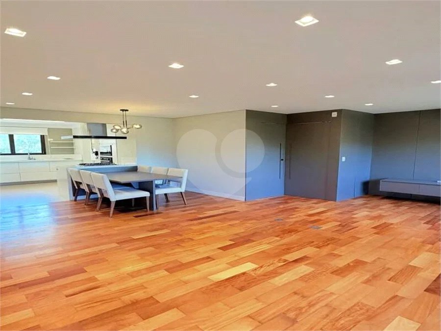 Apartamento para alugar com 2 suítes em Vila Andrade, São Paulo, SP