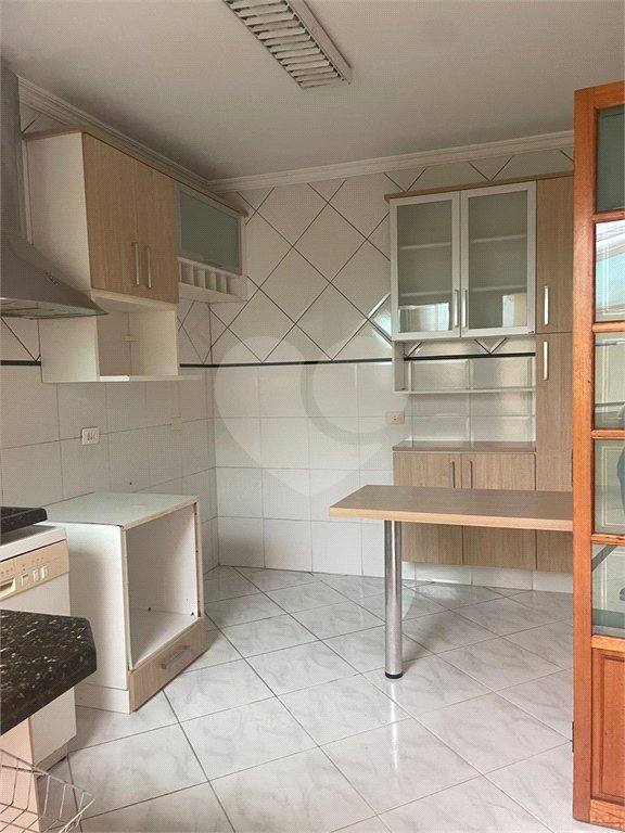 Casa à venda com 3 quartos, sendo 1 suíte,  no condomínio Palm Residence, Santo André - SP