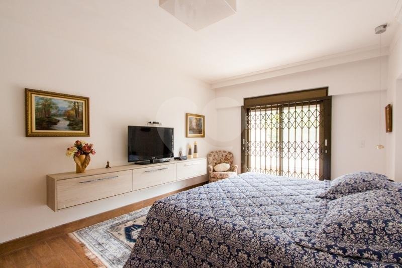 Casa Térrea à venda com 5 suítes em Jardim Marajoara, São Paulo, SP