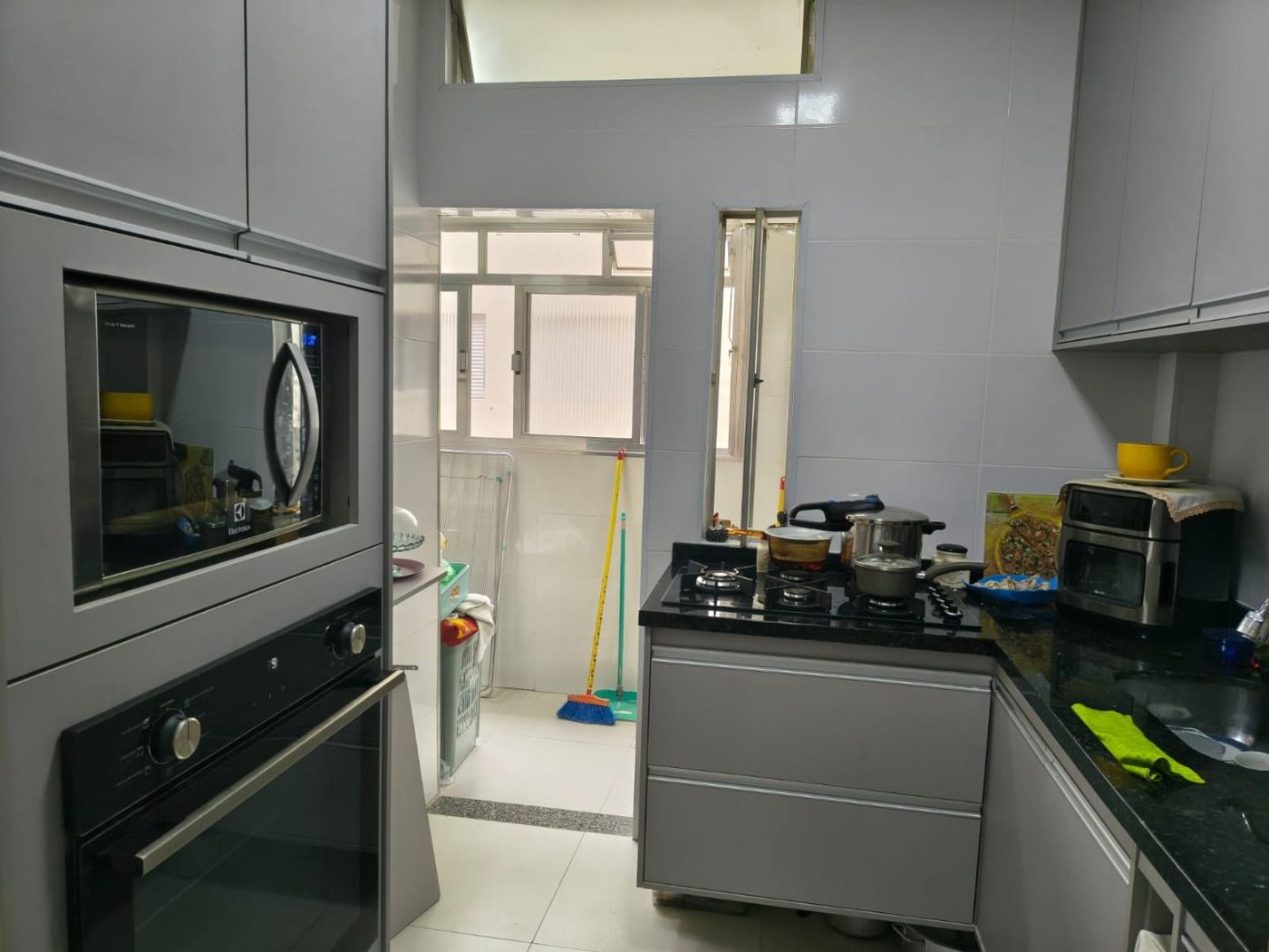 Apartamento com 2 dormitórios à venda, 137 m² por R$ 585.000,00 - Centro - São Vicente/SP