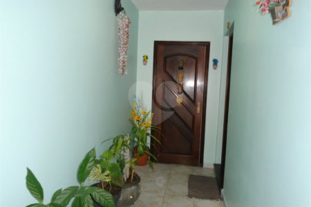 Sobrado à venda com 3 quartos, sendo 1 suíte,  em Santo Amaro, São Paulo, SP