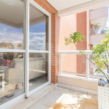 Apartamento à venda com 4 quartos, sendo 3 suítes,  em Indianópolis, São Paulo, SP