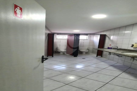 Prédio à venda ou para alugar em Vila Palmares, Santo André, SP