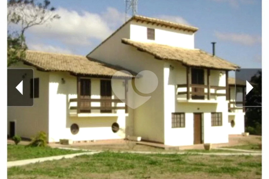 Sobrado à venda com 5 quartos, sendo 1 suíte, em Olho D'água, Mairiporã, SP