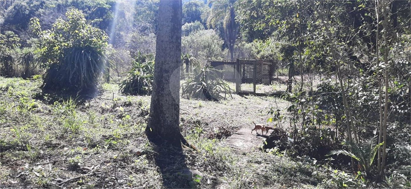 Chácara à venda com 6 quartos, sendo 3 suítes, em Paiol Velho, Vinhedo, SP