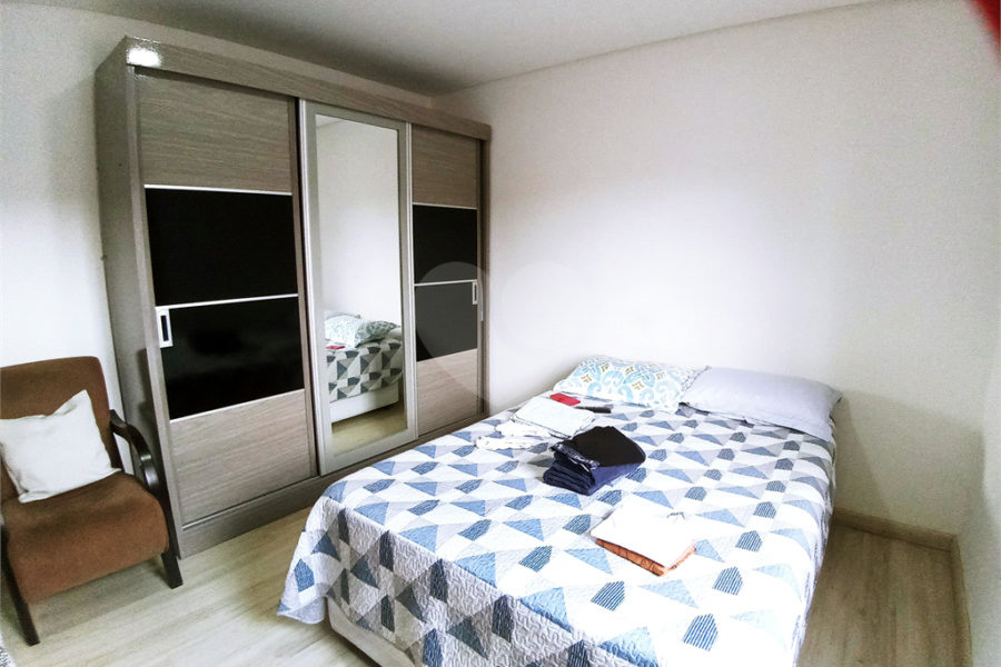 Sobrado à venda com 3 quartos no Brasilândia, São Paulo, SP