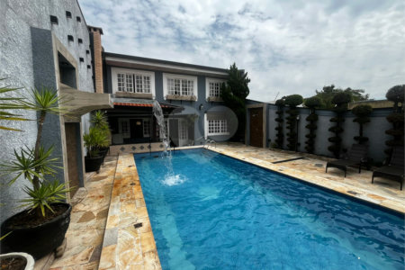 Casa à venda com 6 quartos, sendo 3 suítes, no Centro, Itapetininga, SP
