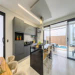 Casa à venda com 3 suítes no condomínio Jardim Residencial Dona Maria José, Indaiatuba - SP