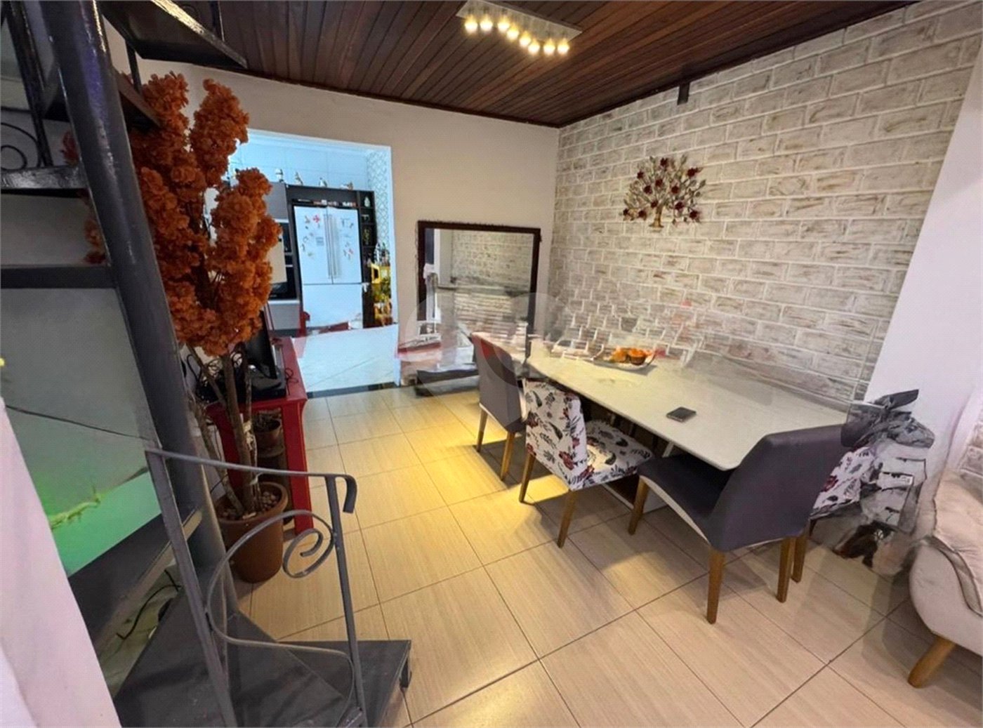 Sobrado à venda com 4 quartos, sendo 1 suíte, em Vila Gustavo, São Paulo, SP