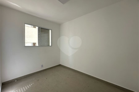 Apartamento à venda com 2 quartos em Vila Regina, Itapetininga, SP
