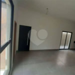 Casa Térrea à venda com 3 suítes em Jardim do Lago, Atibaia, SP