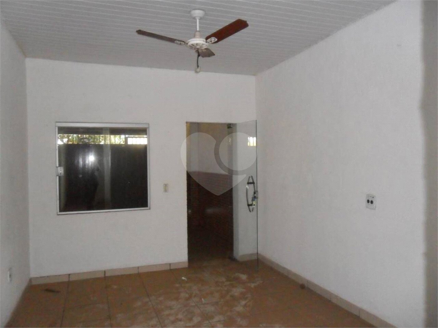 Sobrado à venda com 6 quartos, sendo 2 suítes,  em Residencial Parque dos Servidores, Ribeirão Preto, SP