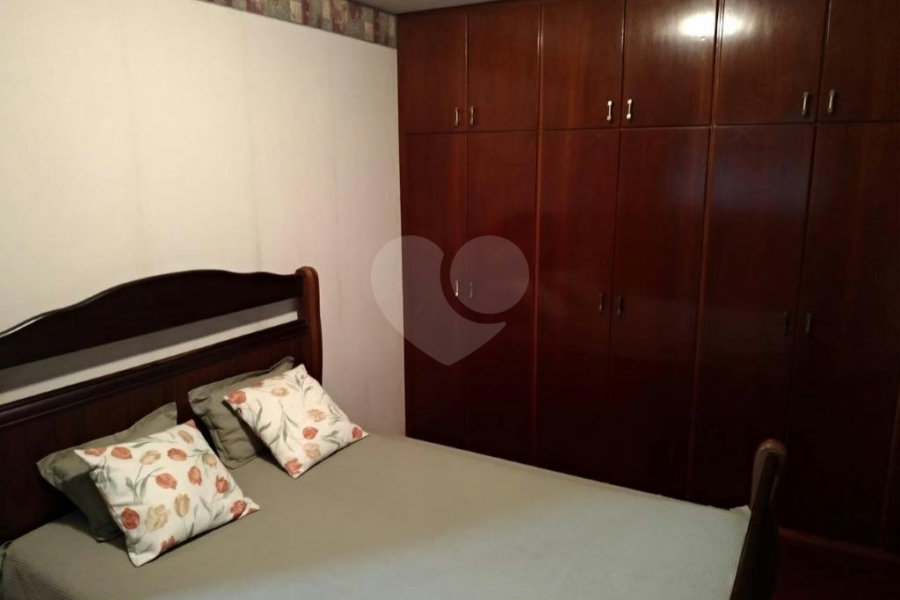 Sobrado à venda com 2 quartos, sendo 1 suíte, em Santa Teresinha, São Paulo, SP
