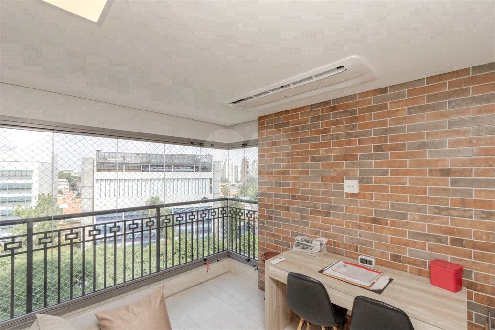 Apartamento para alugar com 3 suítes em Chácara Santo Antônio, São Paulo, SP