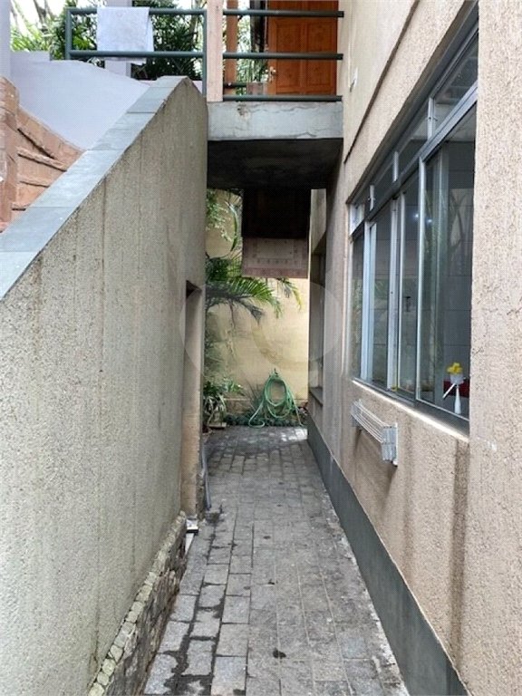 Sobrado à venda com 5 quartos, sendo 2 suítes, em Jardim São Bento, São Paulo, SP