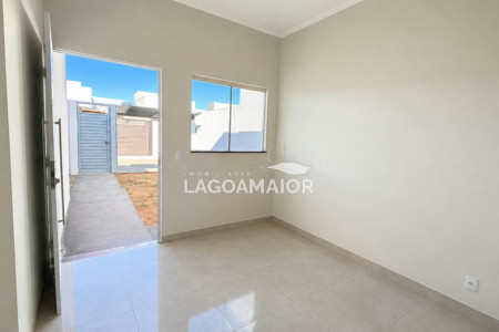 Casa à venda com 2 quartos em Jardim dos Ipes, Três Lagoas, MS