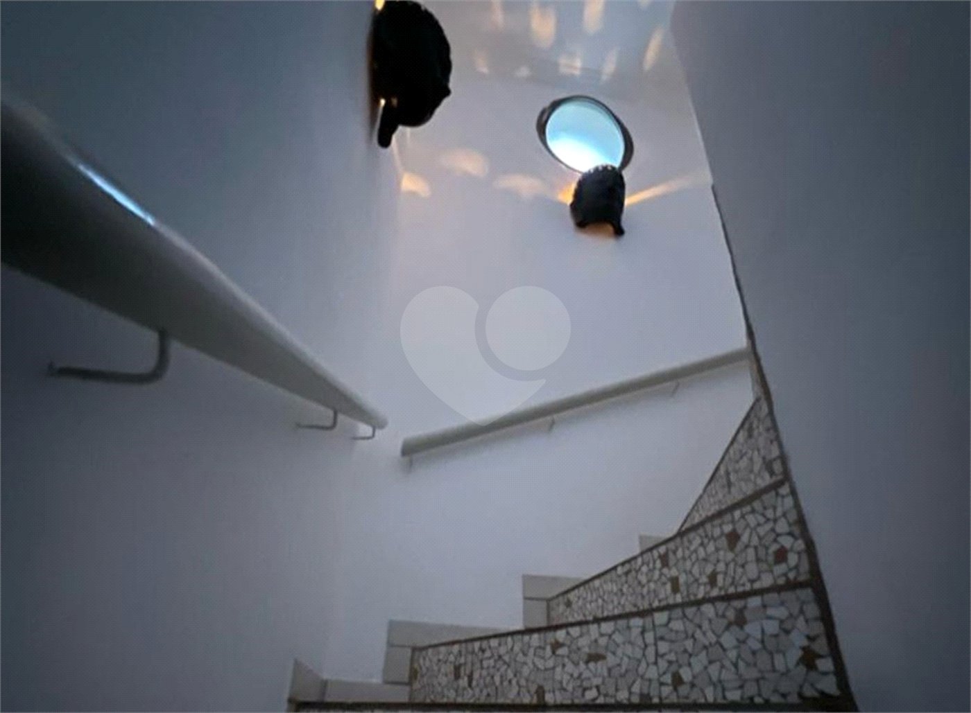 Apartamento à venda com 3 quartos, sendo 1 suíte,  em Vila Andrade, São Paulo, SP