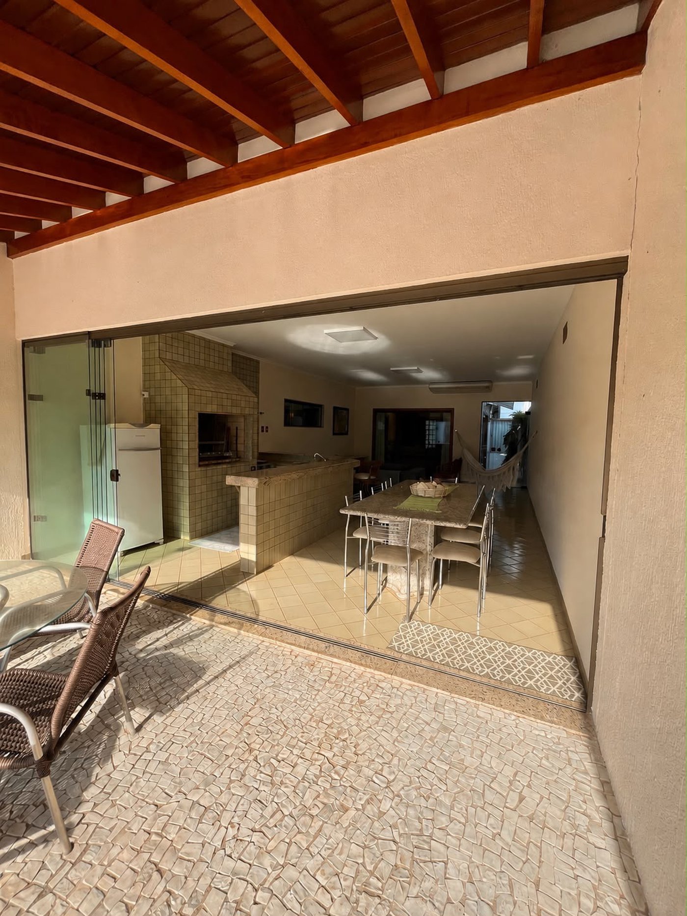 Casa à venda com 3 quartos, sendo 1 suíte,  em Santos Dumont, Três Lagoas, MS