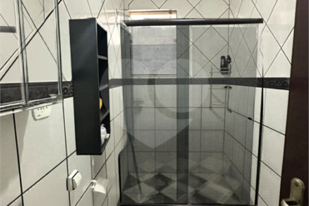 Apartamento à venda com 4 quartos, sendo 1 suíte,  no Centro, Ponta Porã, MS