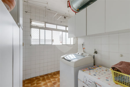 Apartamento à venda com 3 quartos, sendo 1 suíte, em Chácara Santo Antônio (zona Sul), São Paulo, SP
