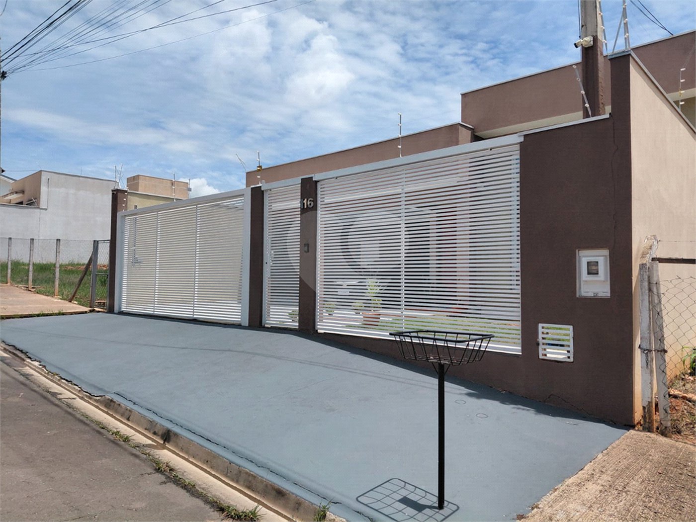 Casa Térrea à venda com 3 quartos, sendo 1 suíte, em Jardim Esplanada II, Indaiatuba, SP