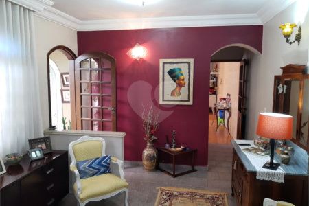 Sobrado à venda com 3 quartos, sendo 1 suíte, em Vila Mazzei, São Paulo, SP