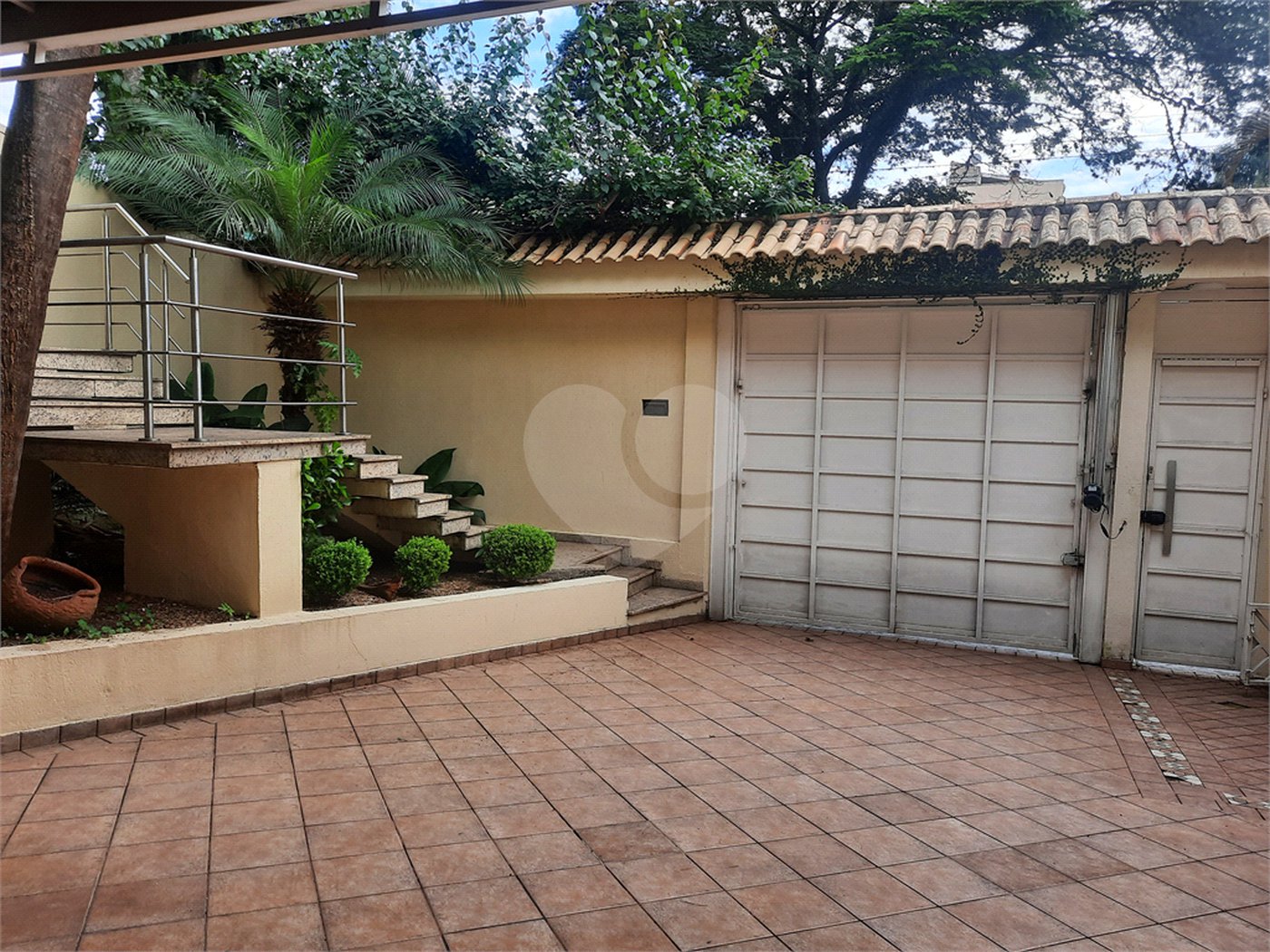 Sobrado à venda com 4 suítes em Tremembé, São Paulo, SP