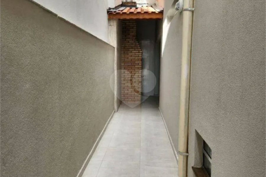 Sobrado à venda com 2 quartos em Vila Guedes, São Paulo, SP
