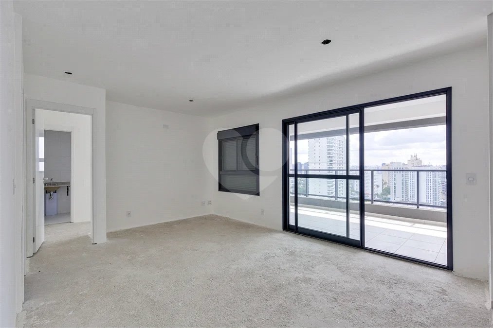 Apartamento à venda com 2 suítes em Santo Amaro, São Paulo, SP