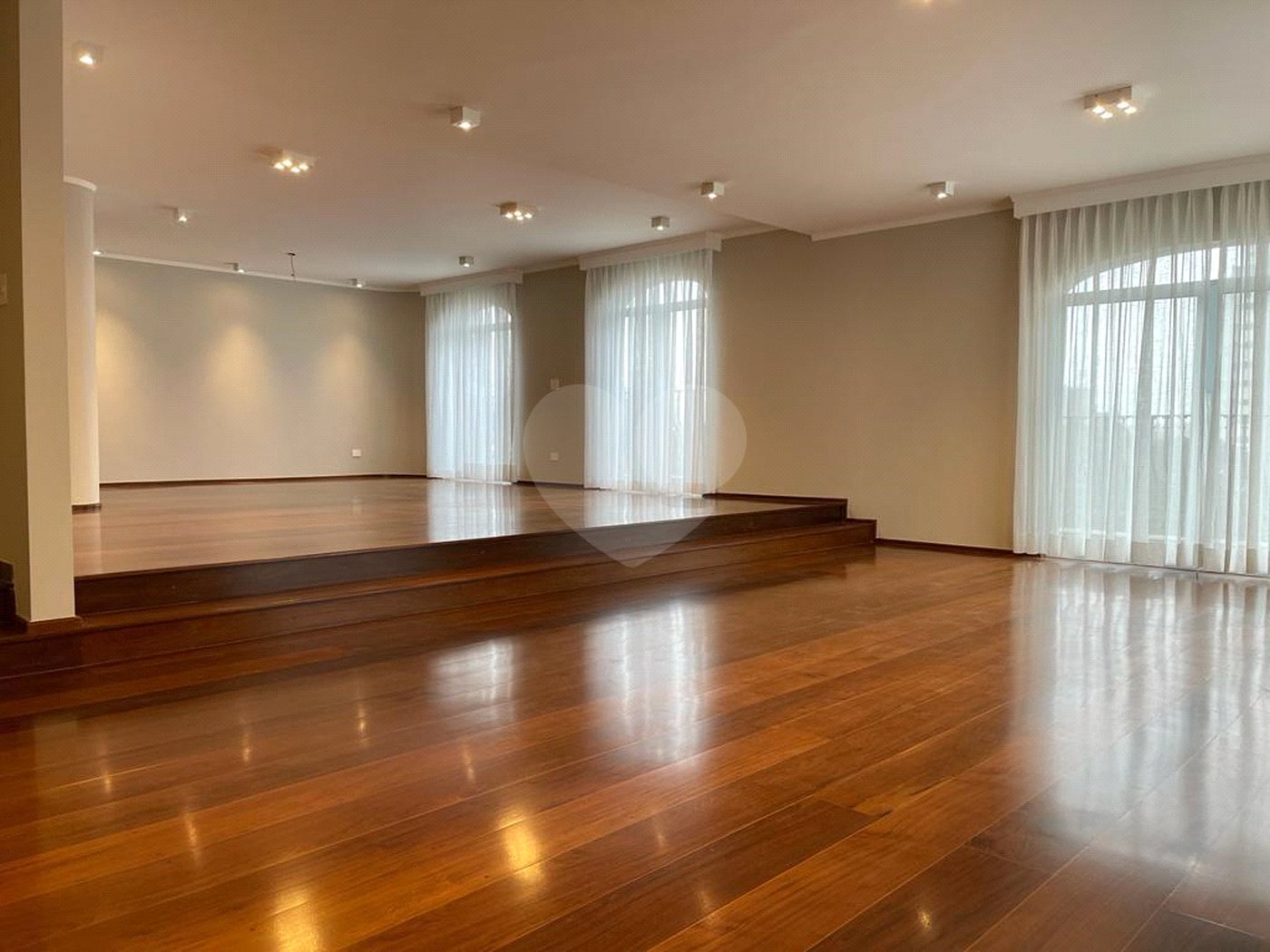 Apartamento à venda com 4 quartos, sendo 2 suítes, em Vila Andrade, São Paulo, SP