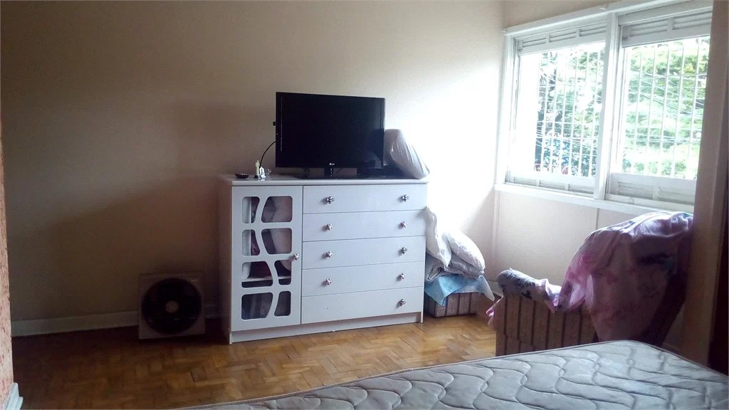 Sobrado à venda com 3 quartos em Vila Cordeiro, São Paulo, SP