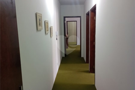 Casa à venda com 4 quartos, sendo 1 suíte, em Vila Rosa, Itapetininga, SP