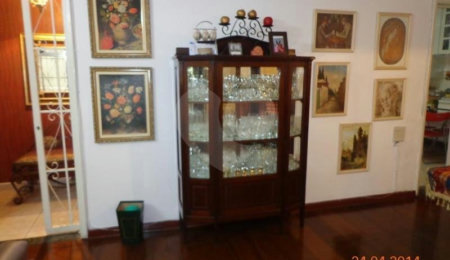 Apartamento à venda com 3 quartos, sendo 1 suíte,  em Aclimação, São Paulo, SP