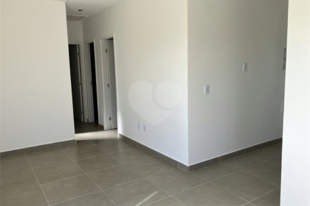 Casa à venda com 3 quartos, sendo 1 suíte,  no condomínio Residencial Vila Amarone, Sorocaba - SP