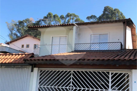 Sobrado à venda com 3 quartos, sendo 1 suíte,  em Vila Mazzei, São Paulo, SP
