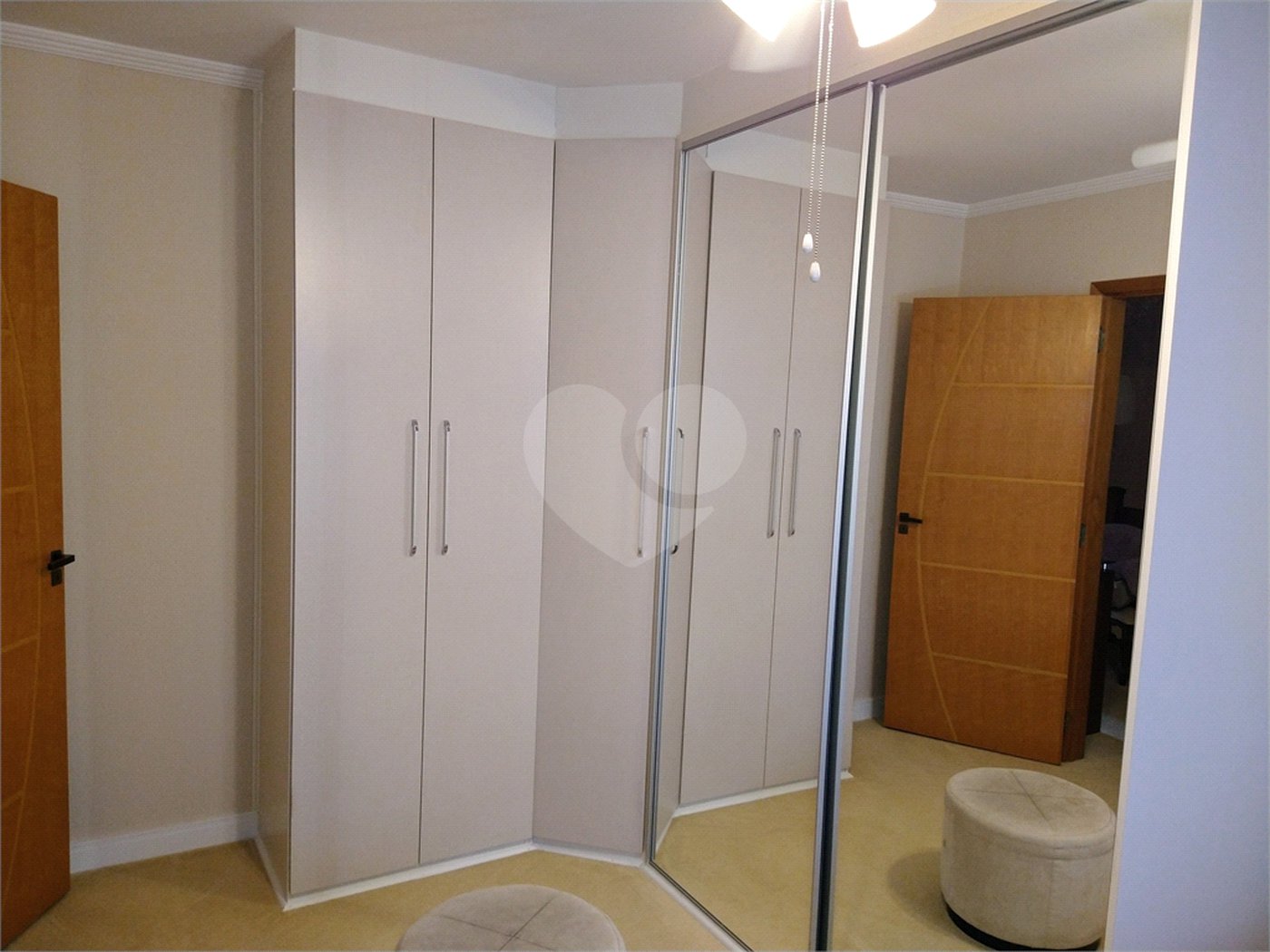 Casa à venda com 3 quartos, sendo 1 suíte, em Parque Vitória, São Paulo, SP