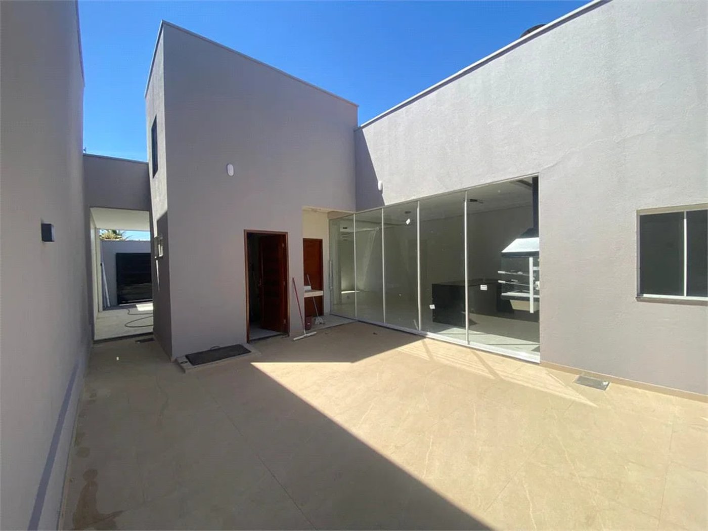Casa à venda com 3 suítes em Açucena, Balsas, MA