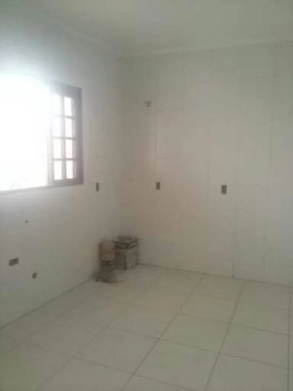 Sobrado à venda com 3 quartos, sendo 2 suítes,  em Jardim Monte Kemel, São Paulo, SP
