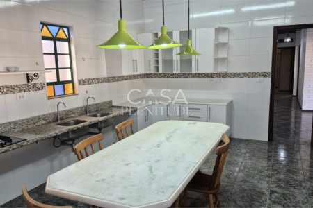 Casa em condomínio à venda ou para alugar com 3 quartos, sendo 1 suíte, em Jardim Ibiti do Paço, Sorocaba, SP