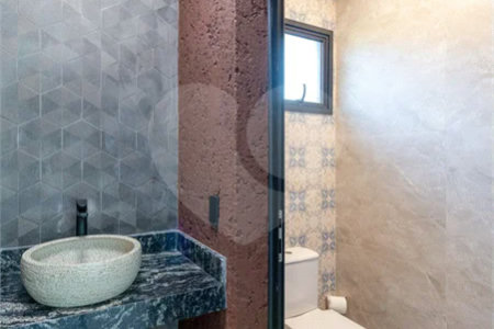 Casa à venda com 4 suítes no condomínio Vale da Santa Fé, Vinhedo - SP