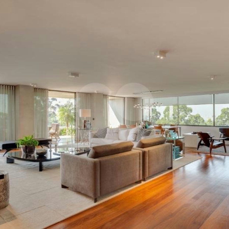 Apartamento reformado de 511m2 à venda com 4 suítes e 3 vagas no Morumbi