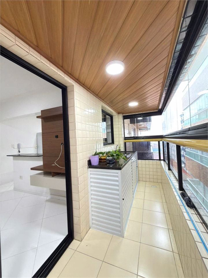 Apartamento Residencial à venda, Boqueirão, Praia Grande - AP1107.