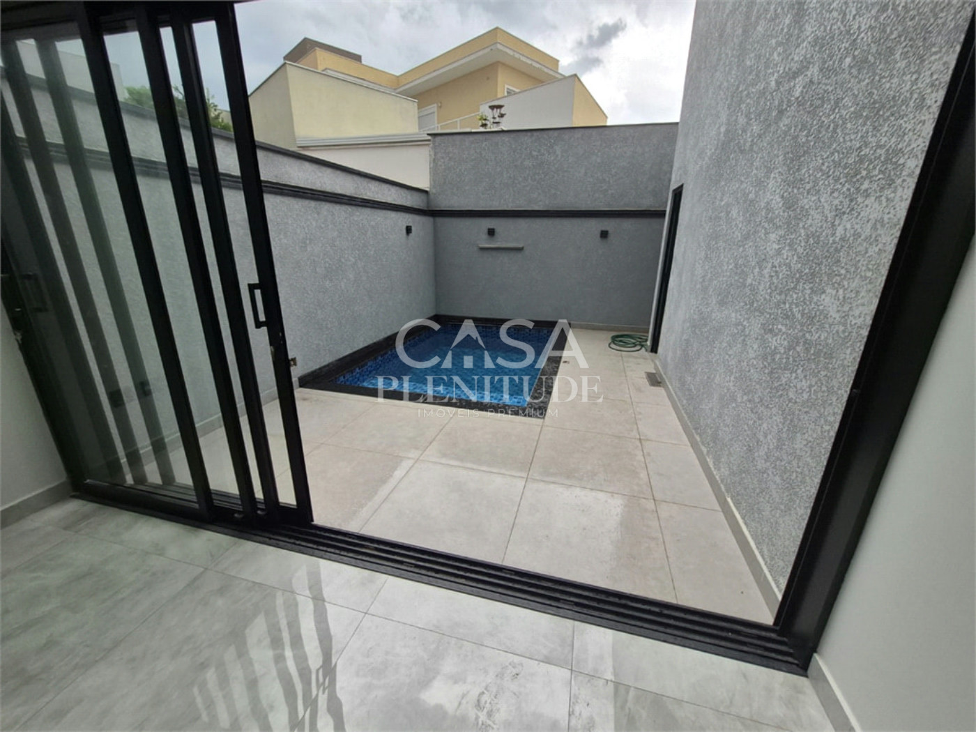Casa em condomínio à venda com 3 quartos, sendo 2 suítes, em Parque Ibiti Reserva, Sorocaba, SP