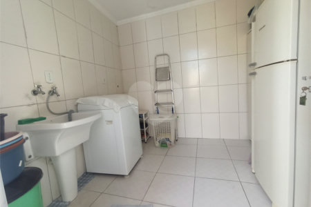Casa à venda com 3 quartos, sendo 2 suítes, em Parada Inglesa, São Paulo, SP